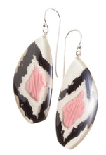 Load image into Gallery viewer, ZSISKA DESIGN - SHORT HOOK EARRING - SMALL - EARRING - ANDA