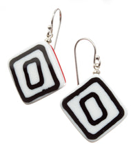 Load image into Gallery viewer, ZSISKA DESIGN - SHORT HOOK EARRING - SINGLE BEAD - EARRING - VERTIGO