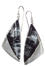 Load image into Gallery viewer, ZSISKA DESIGN - SHORT HOOK EARRING - AVANI