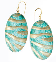 Load image into Gallery viewer, ZSISKA DESIGN - SHORT HOOK EARRING - LILITH