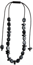 Load image into Gallery viewer, ZSISKA Design Organic 26-Bead Necklace - Manta