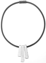 Load image into Gallery viewer, ZSISKA DESIGN Radiance 3-Bead Magnet Necklace