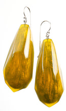 Load image into Gallery viewer, ZSISKA DESIGN - SHORT HOOK EARRING - EMPRESS