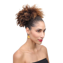 Load image into Gallery viewer, ZSISKA DESIGN - EARRING - ADAMAS - Model Photo