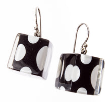 Load image into Gallery viewer, ZSISKA DESIGN - SHORT HOOK EARRING - ITSY BITSY
