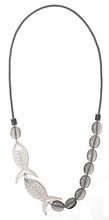 Load image into Gallery viewer, ZSISKA Design Pisce 11-Bead Necklace - Emerald
