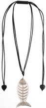 Load image into Gallery viewer, ZSISKA Design Pisce 1-Bead Pendant - Emerald

