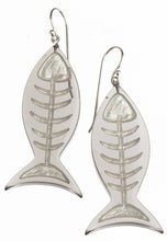 Load image into Gallery viewer, ZSISKA Design Pisce 1-Bead Earrings - Emerald
